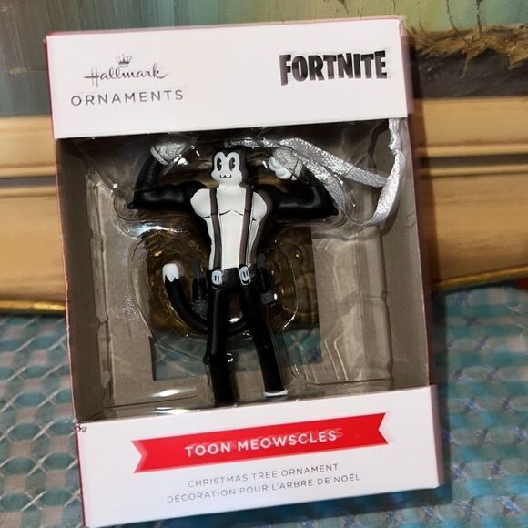 2022 Hallmark Fortnite Toon Meowscles Christmas Ornament NEW IN BOX Epic Games - Picture 2 of 4